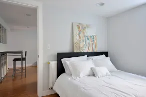 Modern Seattle Apt - Private & Close To Everything - Image 5