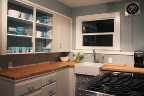 Fremont vintage  2bed apt-pets private back yard - Image 3