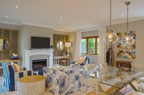 Charming Coastal Townhouse at The Majestic - Image 2
