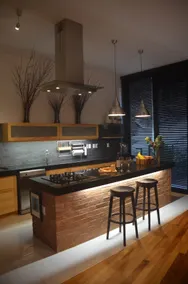 The Waterfall House - Image 4