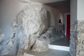 Artist's studio - Image 5