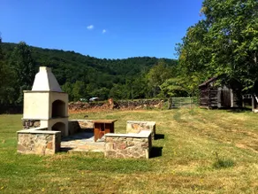 Blue Ridge Country Cabin - Image 3