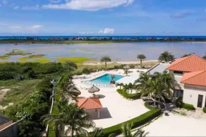 Last Dates Gold Coast 3 bed/2 bath/Private Pool - Image 2