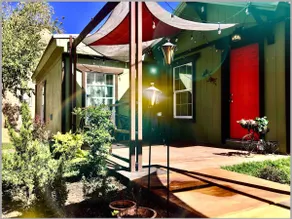 Downtown Enclave Updated Guest House - Image 2