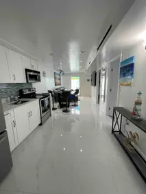 Brand new, fully equipped apartment in MIAMI. - Image 2