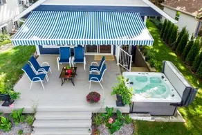 Blue Fish Cottage-Hot tub, Kayaks, fire pit - Image 2