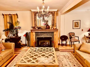 Cheerful 3 bedroom home in historical district - Image 2