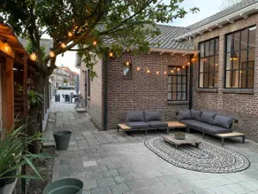 2 pers Apartment with lounge garden in old School - Image 3