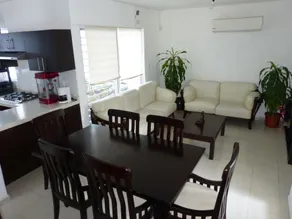 Comfortable house in a residential community with a pool - Image 3