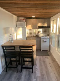 Lakeview Cottage B (No cleaning fee) - Image 5