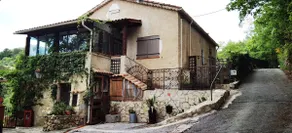 Charming and quiet family home - Image 2