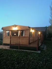 Poplar Lodge Log Caravan - Image 2