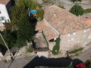 Close call - Image 3