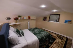 Elegant Loft! Downtown+Parking+45min to NYC+Train - Image 5