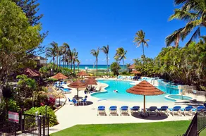 Blue Ocean Apartment - Image 3