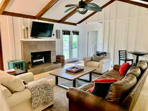 Sarah's Coastal Cottage - Shem Creek und der Strand! - Image 2
