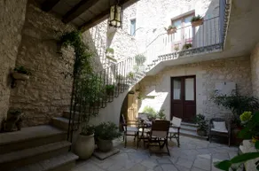 Erice Pietre Antiche - Classic Suites - Image 4