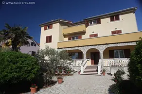 Cres Sučić Apartments - Image 4