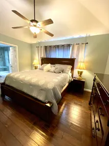 15 min to Downtown Dallas! 4BR Family Friendly Home - Image 5