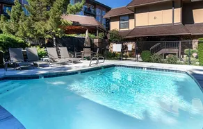 Romantic Boutique Getaway with Modern Remodel. - Image 3