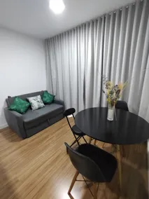 Studio central sofisticado - Image 2