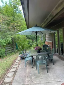 Charming Hillside Country Home - Image 3