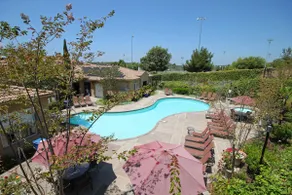 Entire 3BR/2BA Condo in Beautiful Del Mar! - Image 2
