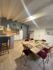 Group Accommodation in the center of Azay-le-Rideau - Image 4