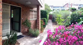 Sydney City Views Harbourside apartment - Image 5