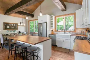 Spacious Cottage in Huntsville + Hot Tub - Image 5
