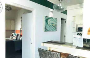 Beachfront Beautiful Bungalow - Image 4