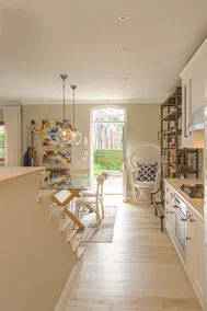 Charming Coastal Townhouse at The Majestic - Image 3