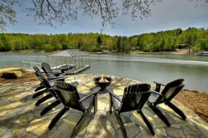 Picturesque Point on Beautiful Lake Nottely - Image 3