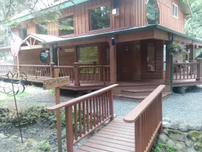 Buchanans Bunkhouse m / Saltvand Hot Tub!Værfter fra Mt. Rainier indgang! - Image 2