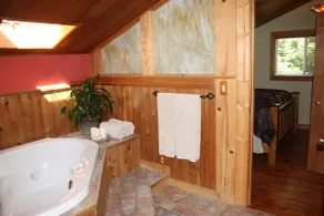 Buchanans Bunkhouse m / Saltvand Hot Tub!Værfter fra Mt. Rainier indgang! - Image 5