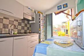 Mini Attic withTerrace at 270° View - Image 3