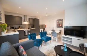 Windmill House Apt 1 - 1 bed apt - sofa bed - sleeps 4 - Image 2