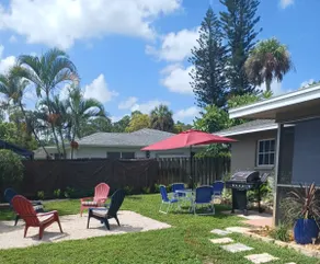 Sandy Cove Villa Central Naples and near the Beach - Image 3
