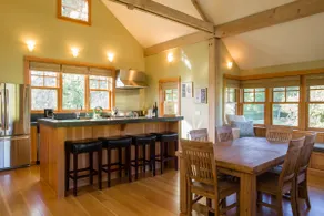 Spectacular Home in the Heart of Wine Country! - Image 4