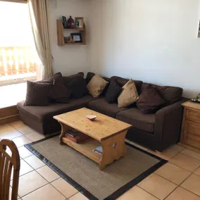 Fantastic 2 bed apartment - Image 4