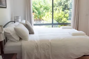 The Bacchus Guest House - Fully Self Contained - Image 3