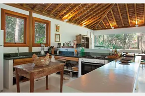 Brazilian Paradise with private cook and cleaning service! - Image 5