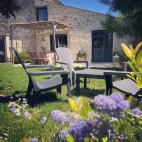 La Maison Des Gens: Charming and Relaxing Cottage - Image 2
