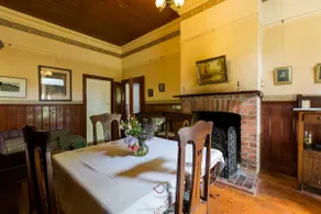 Charming pioneer cottage - Image 3