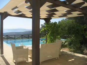 Villa in Skinari - Image 2