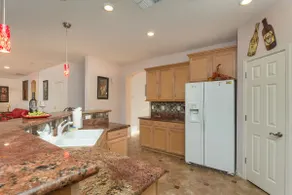 SUNLAND VILLA - High End resort with heated pool/spa, few minutes to golf course - Image 3