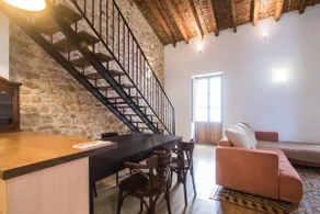 Charming penthouse (historic center) - Image 2