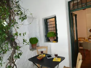 Jasmine House in the heart of Chora of Skyros, can accommodate 3 to 4 people - Image 3