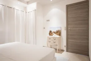 Air-conditioned apartment, 7 minutes, very central - Image 5