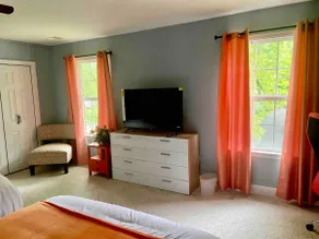 Best kept secret in Falls Church - Image 2